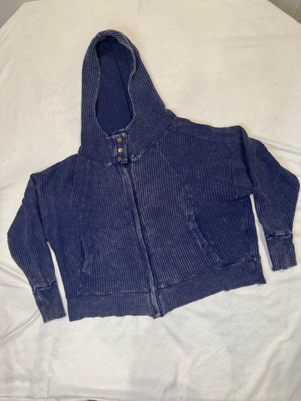 Zenana Women’s Medium Blue Mineral Wash Waffle Knit Full Zip Hoodie Oversized